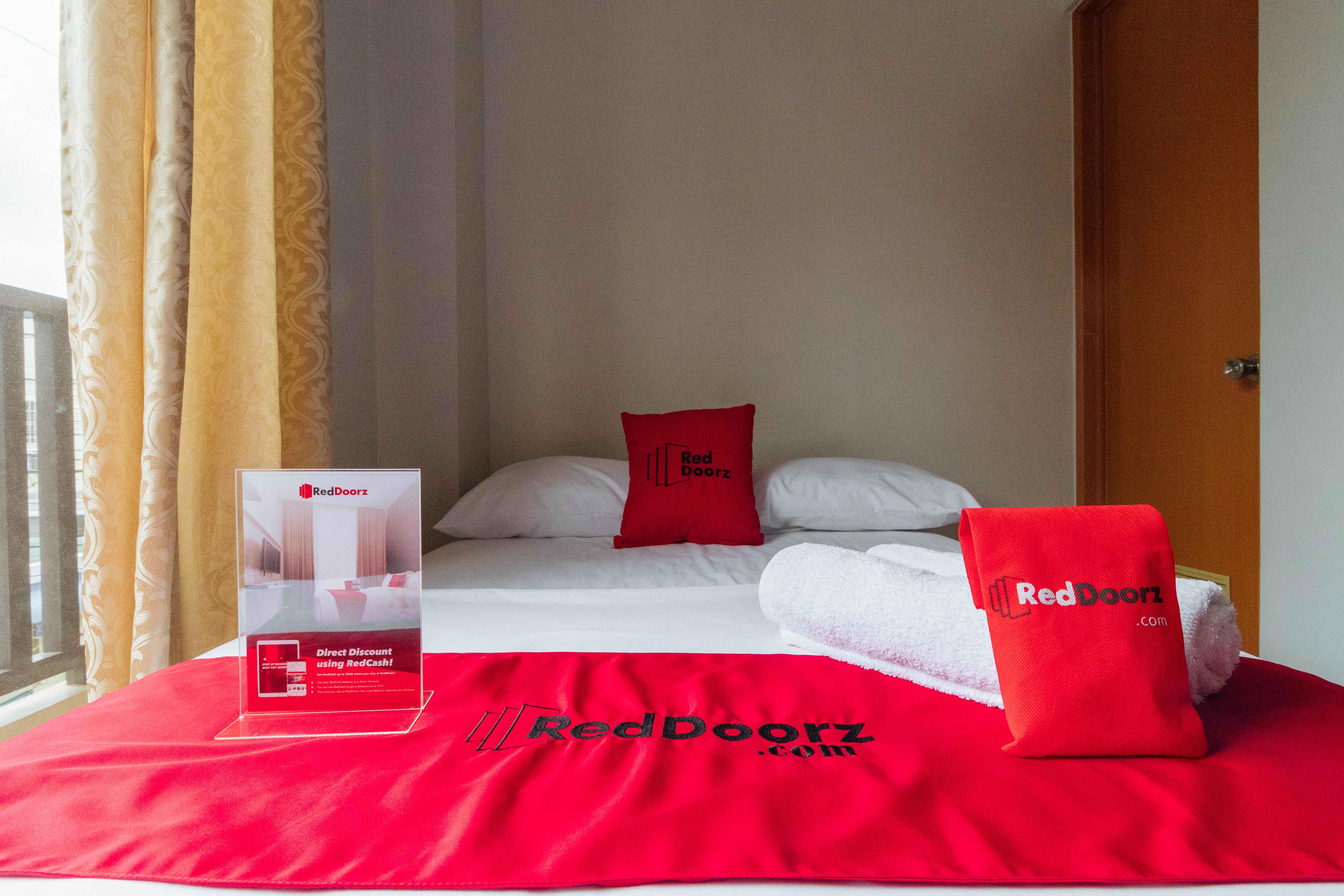 Reddoorz Near Naia Terminal 1 Paranaque City Exterior foto