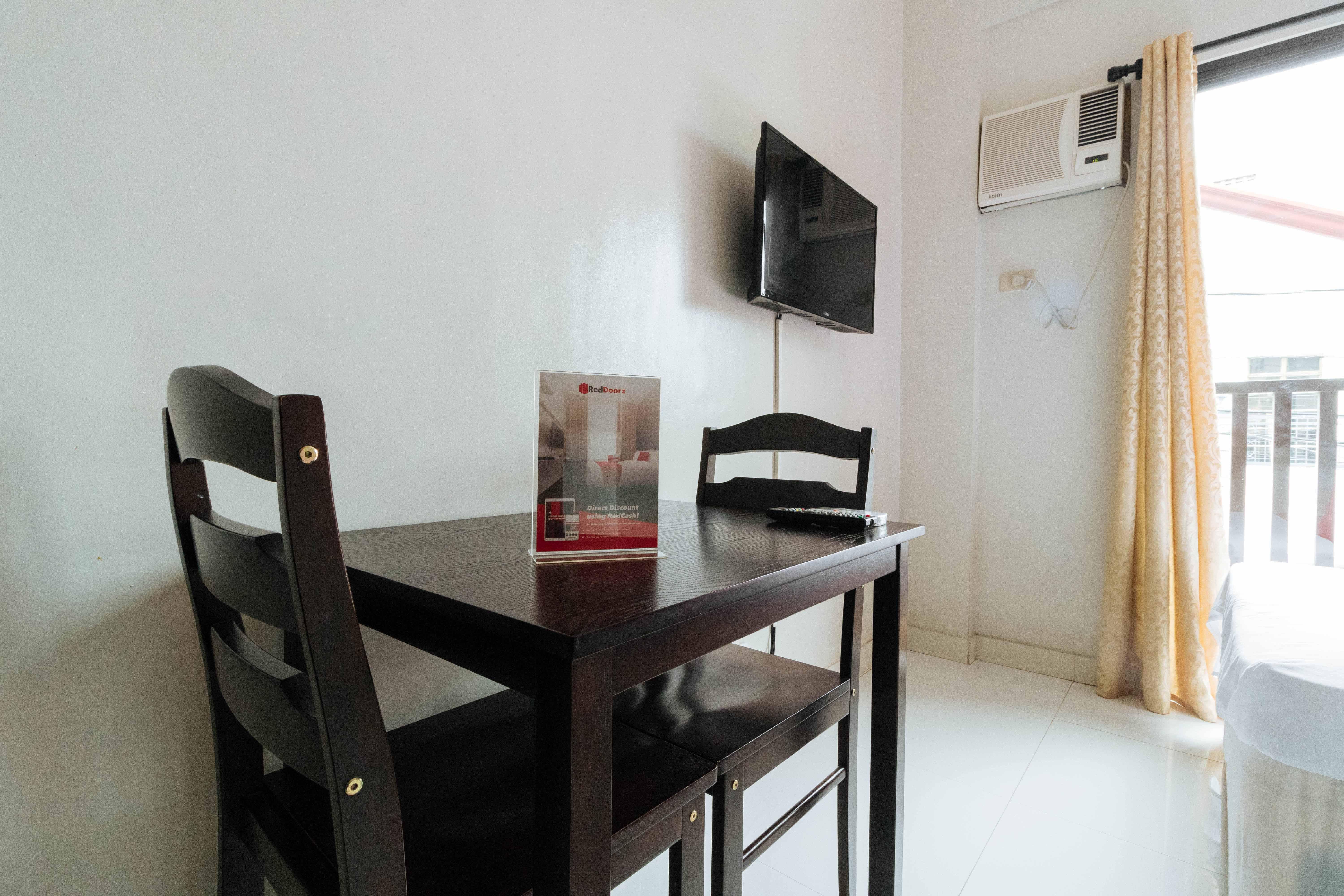 Reddoorz Near Naia Terminal 1 Paranaque City Exterior foto
