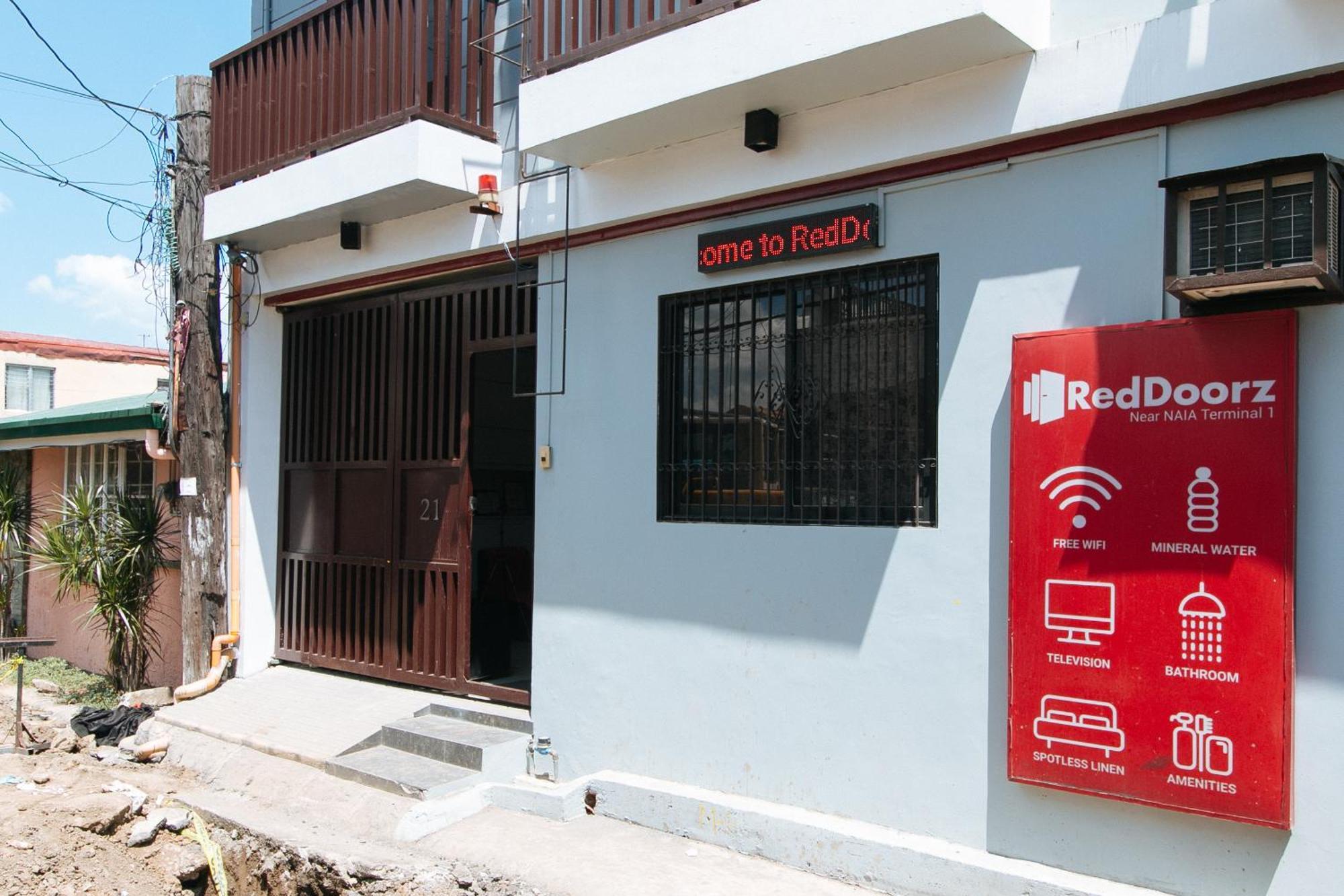 Reddoorz Near Naia Terminal 1 Paranaque City Exterior foto