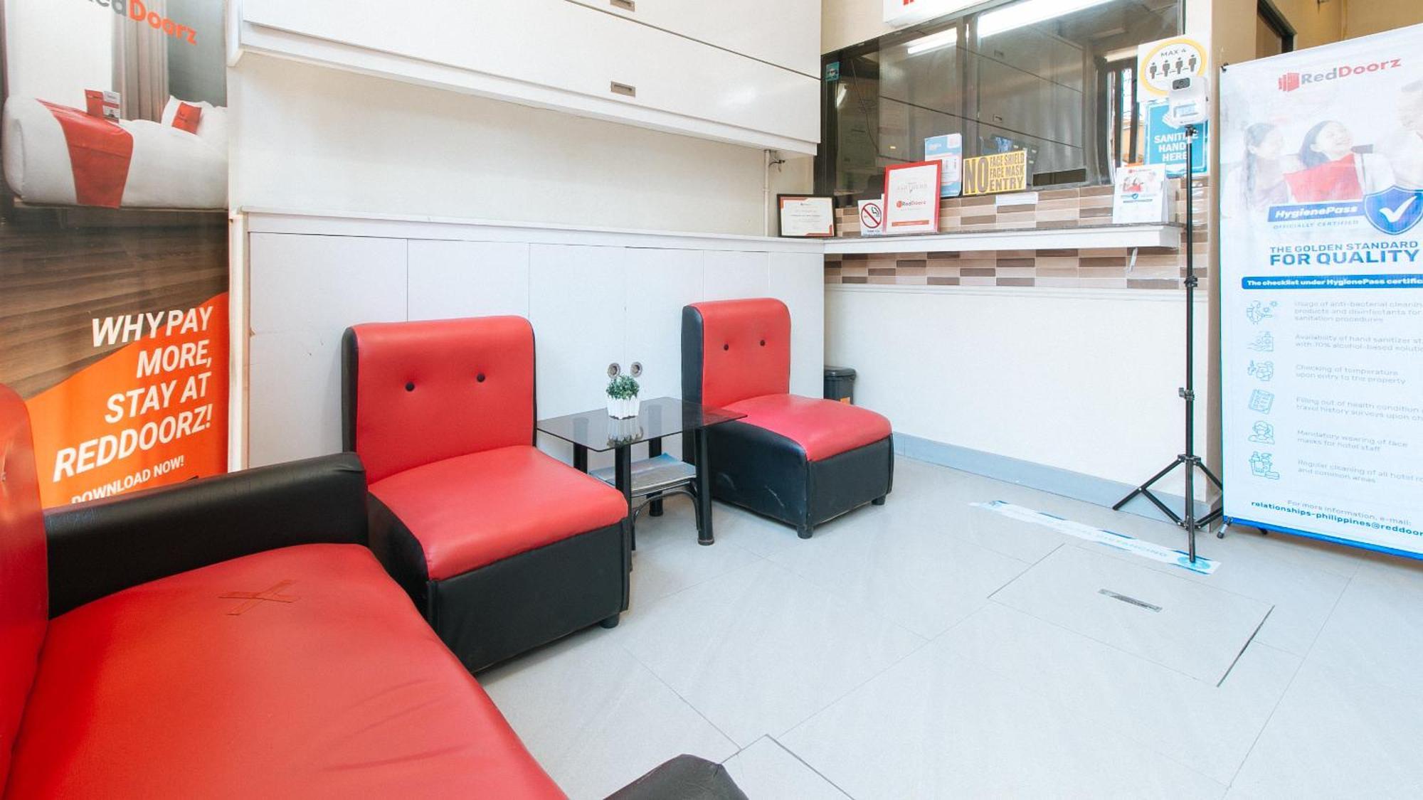 Reddoorz Near Naia Terminal 1 Paranaque City Exterior foto